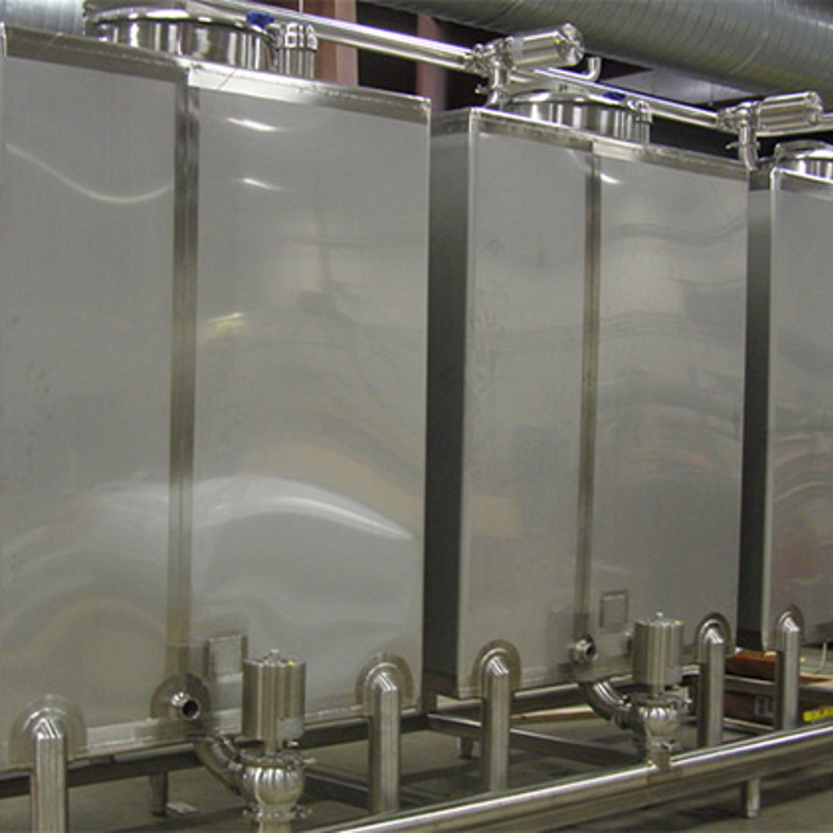 Clean-in-Place (CIP) Tanks - A&B process systems | JBT Marel
