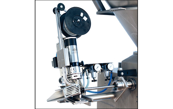 TAN-clip-arm-stuffer-connection