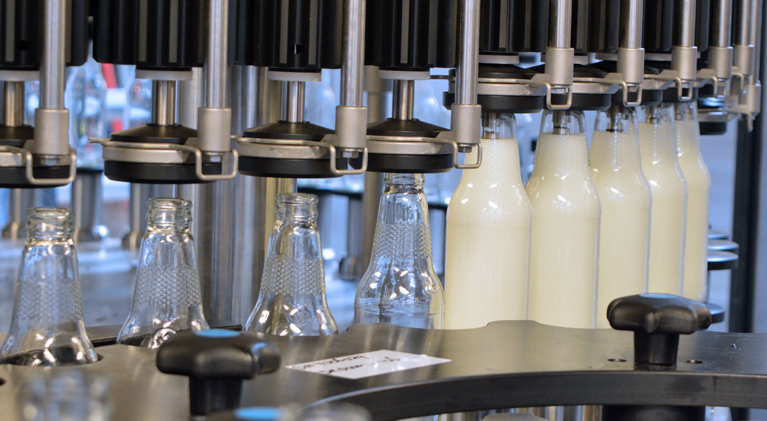 : one of JBT's innovative solutions for glass and plastic bottles